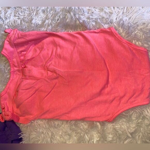 Bundle (5) 3M Baby Girl Short Sleeve Onesies, (4) Carters (1) OshKosh - Picture 5 of 6